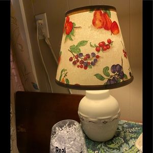 Longaberger Pottery Woven Traditions Red Lamp